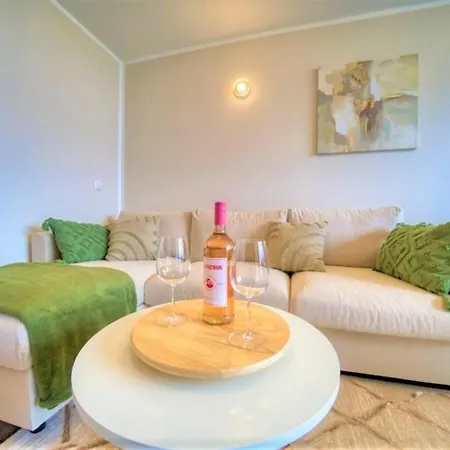 - Haus Q, App 0q0501 Lejlighed